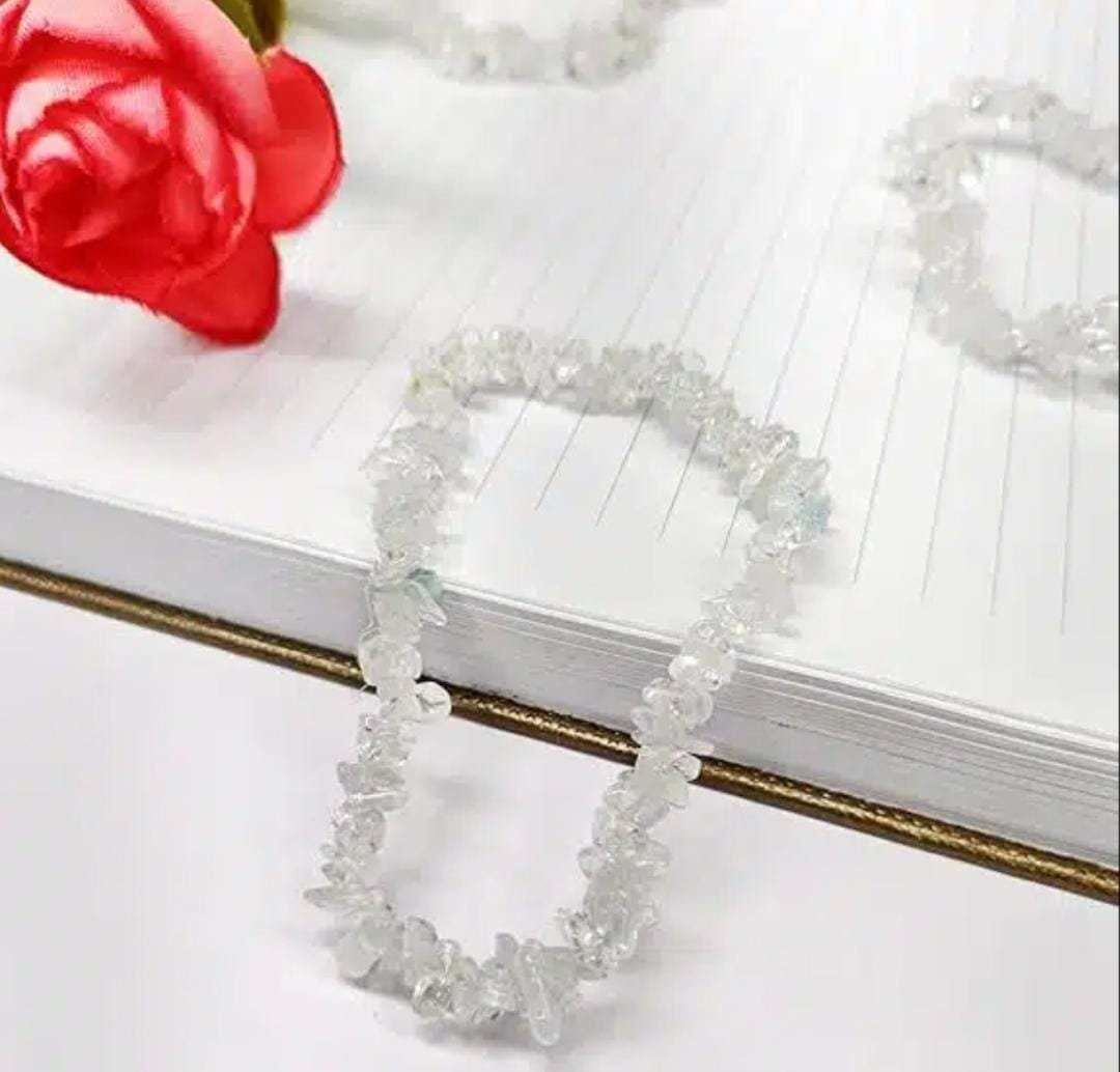 Clear Quartz Chips Stone Bracelet - Image 4